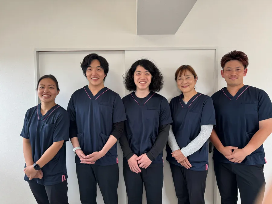 あさぎ訪問看護ステーションのスタッフの集合写真